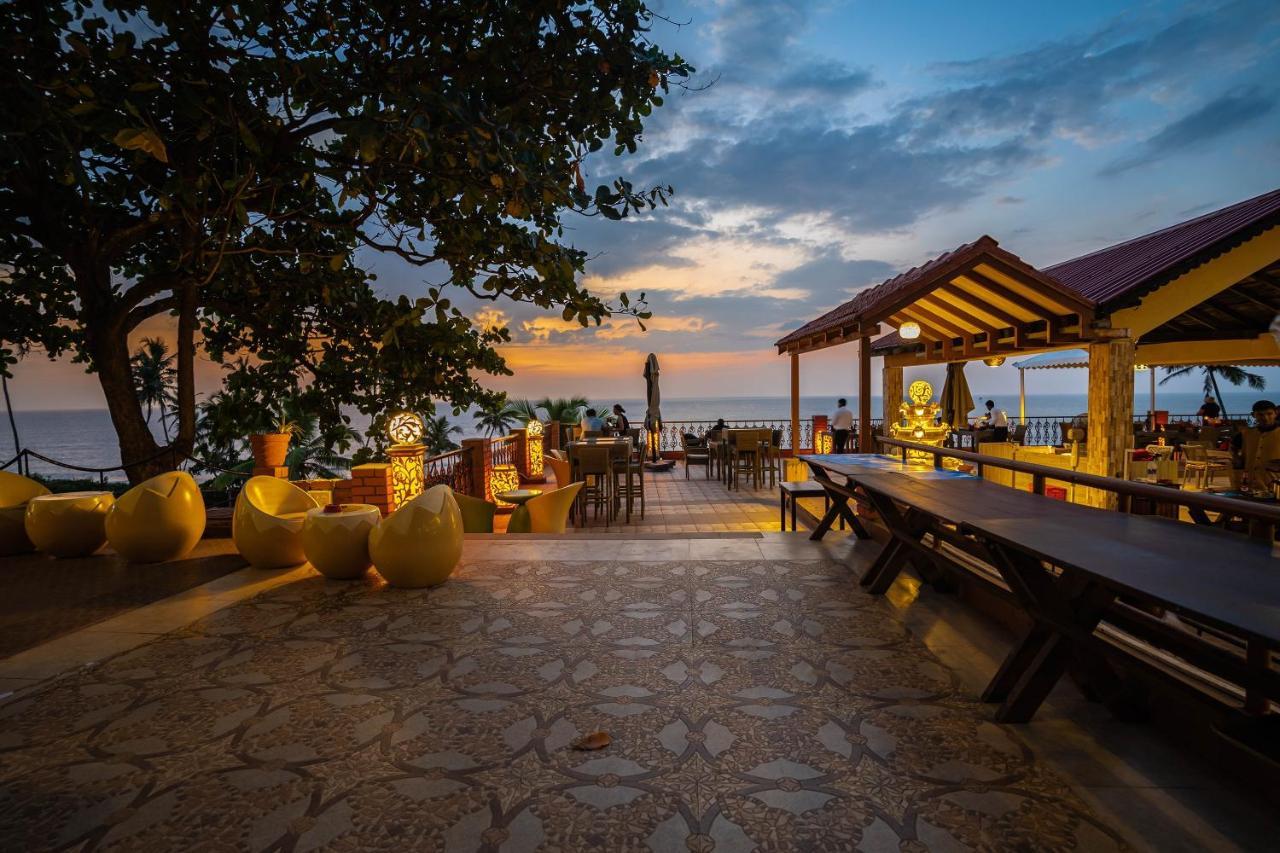 Alcove Resort Вагатор Екстериор снимка