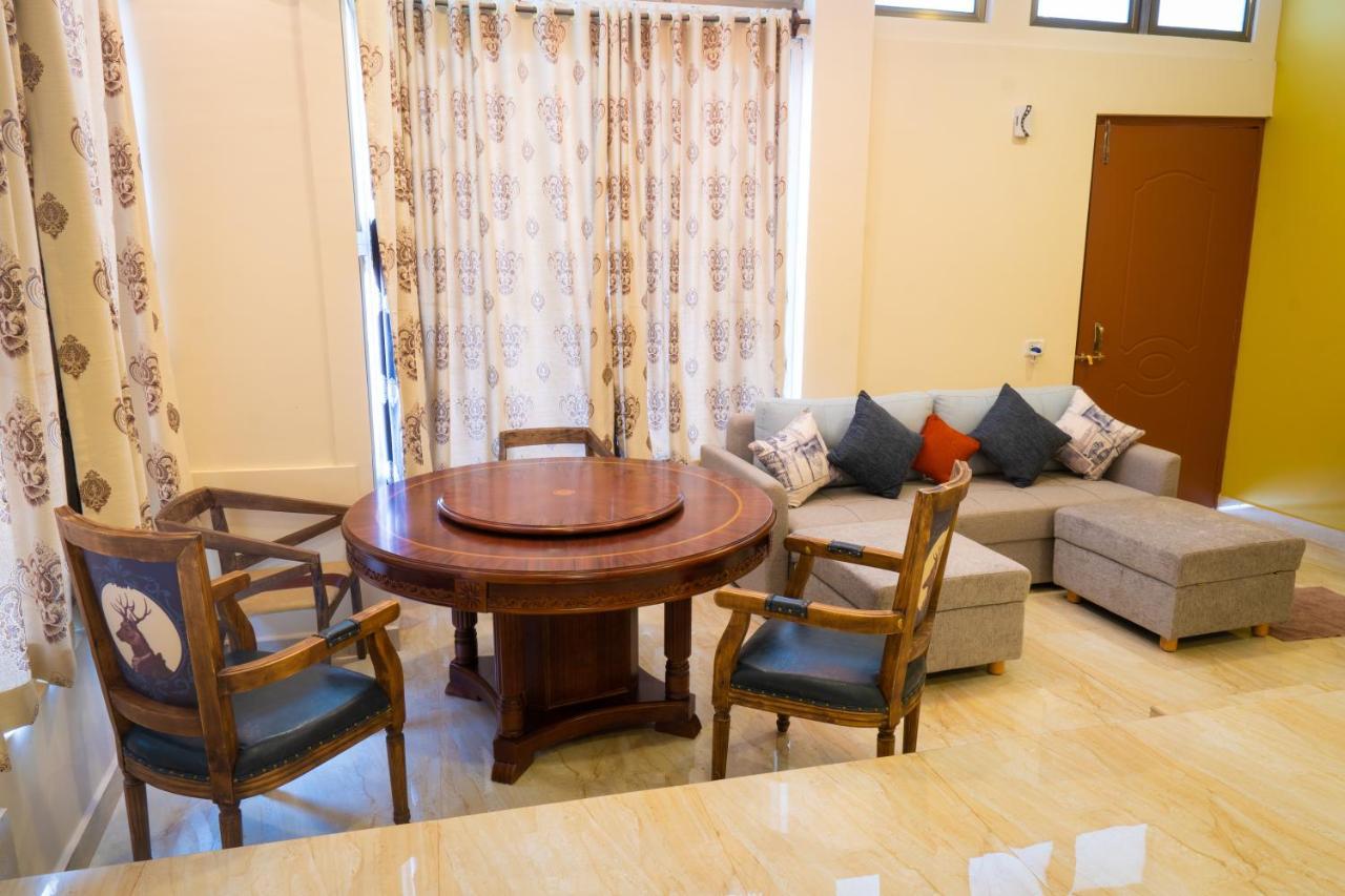 Alcove Resort Вагатор Екстериор снимка