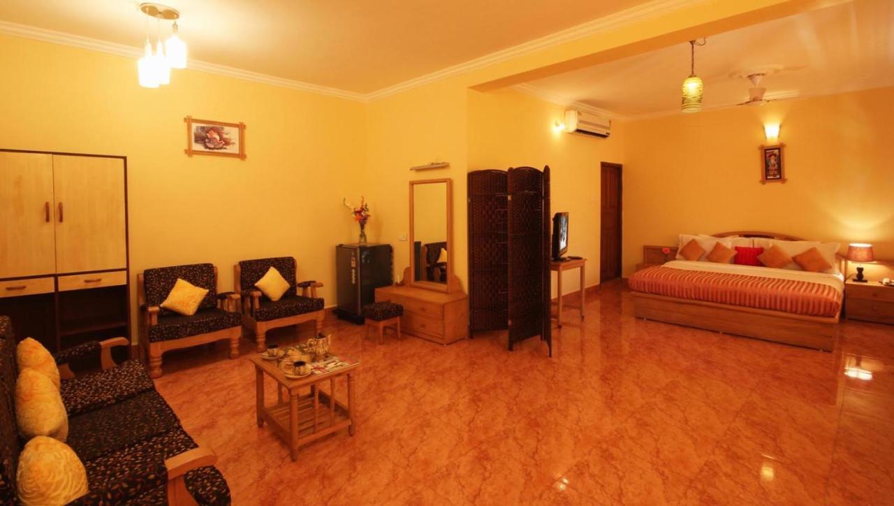 Alcove Resort Вагатор Екстериор снимка