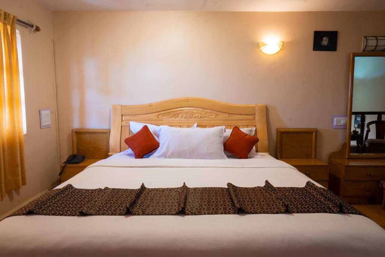 Alcove Resort Вагатор Екстериор снимка